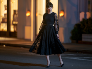 11 Soft Goth Date Night Outfits That Feel Dark and Romantic