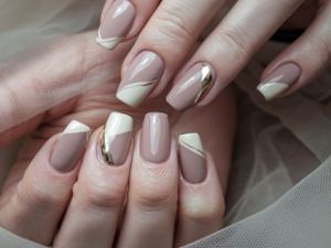 15 Medium Length Nail Ideas That Look Cute and Expensive